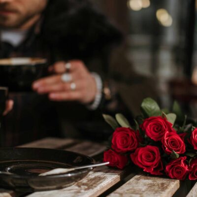 O que significa sonhar com rosas vermelhas
