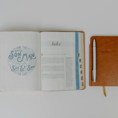 Para Letramento Digital para Idosos: Incluindo a terceira idade na economia tech, é crucial fornecer treinamentos acessíveis