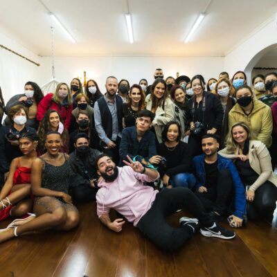 Do Zero ao Topo: Como Construir uma Rede de Contatos Profissionais Imbatível — como construir uma rede de contatos profission