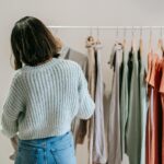 Como criar um guarda roupa cápsula com 30 peças — como criar um guarda roupa cápsula com 30 peças | Namídia Notícias