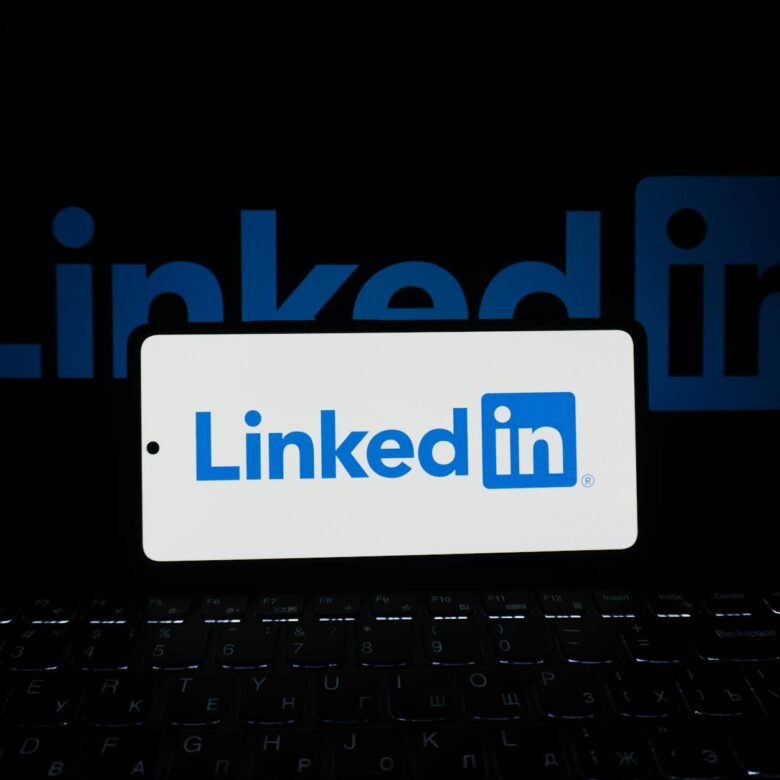 LinkedIn Magnético: Como Criar um Perfil que Atrai Recrutadores e Impulsiona sua Carreira — como criar um perfil no linkedin