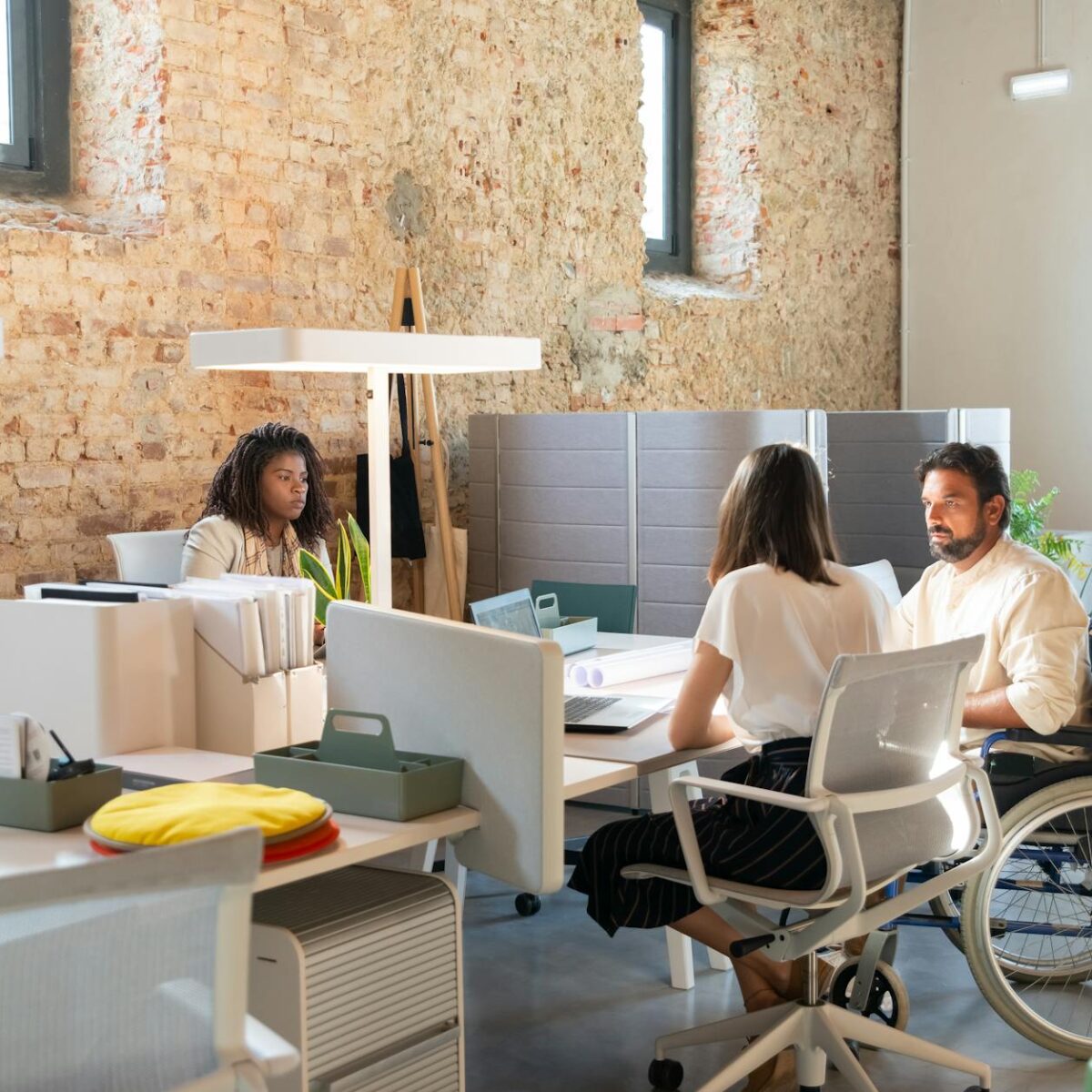 Chefe Difícil? Guia Definitivo para Lidar com Superiores Complicados no Trabalho — como lidar com chefe difícil no ambiente d